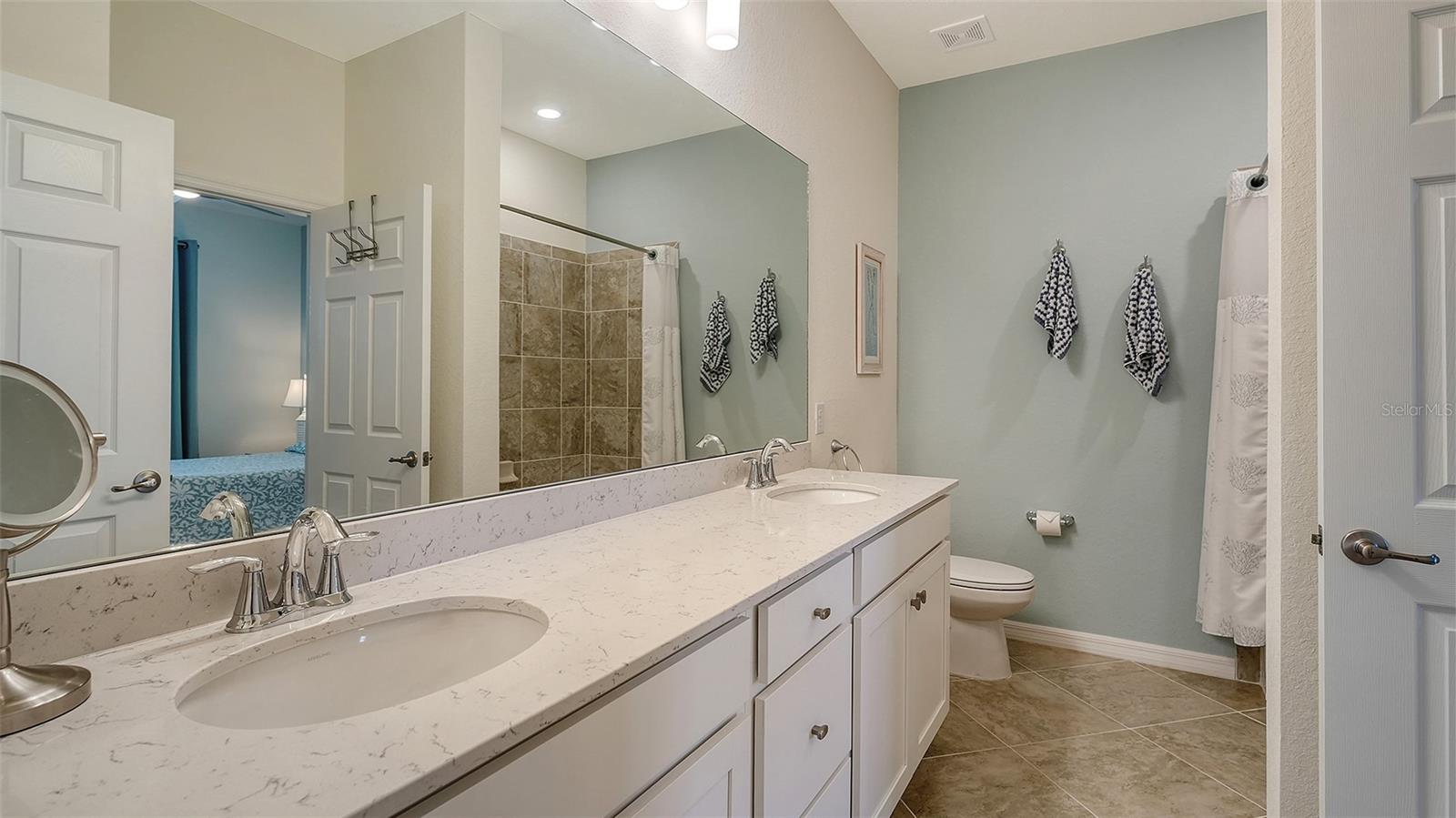 17510 Gawthrop Dr #308 Property Photo 26