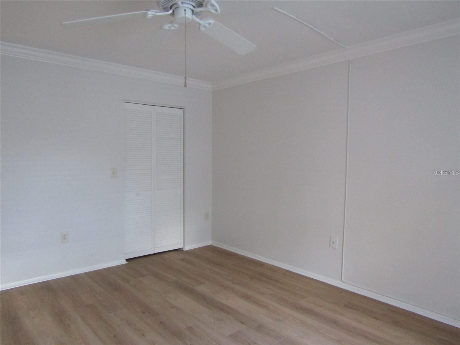 3021 Taywood Mdws #11 Property Photo 10