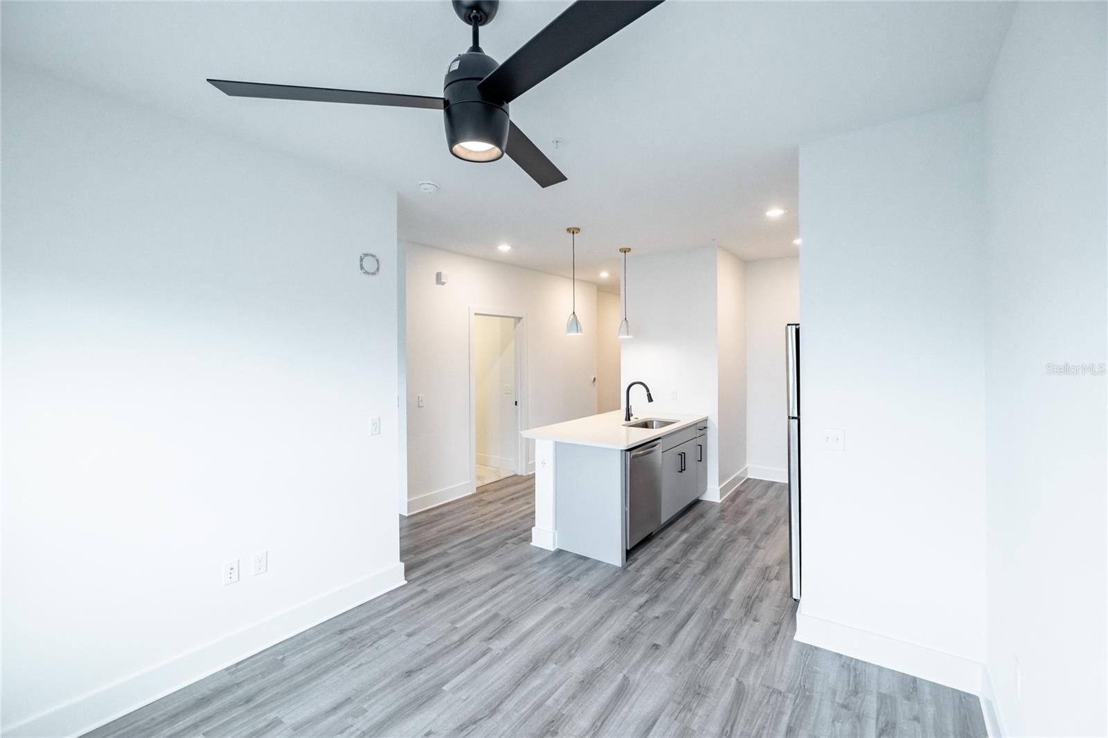 1420 Lakefront Dr #st-3303 Property Photo 8