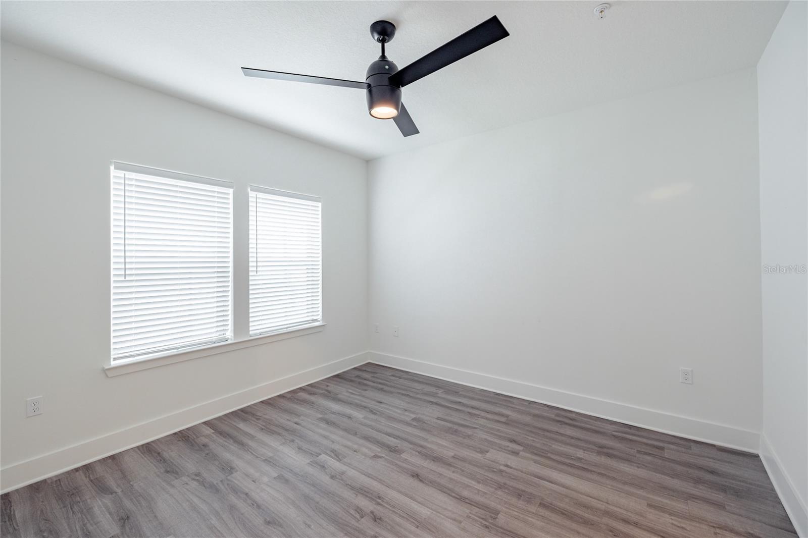 1420 Lakefront Dr #7213 Property Photo 18