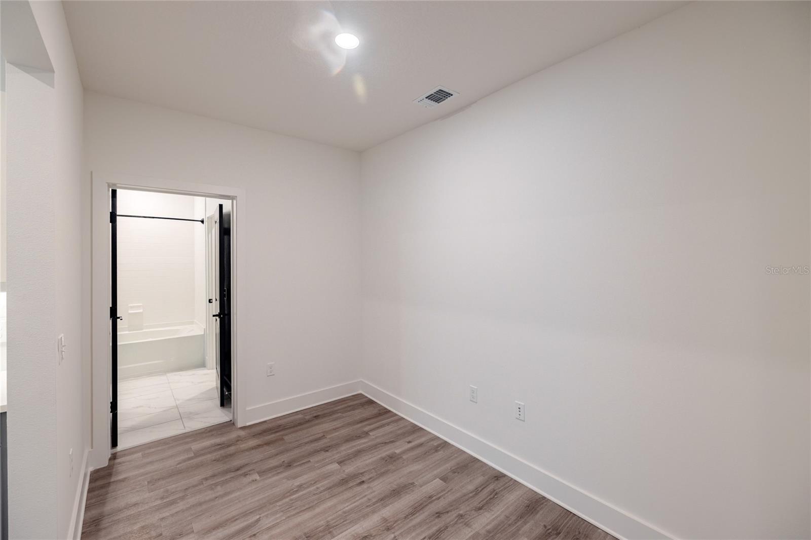1420 Lakefront Dr #7213 Property Photo 19