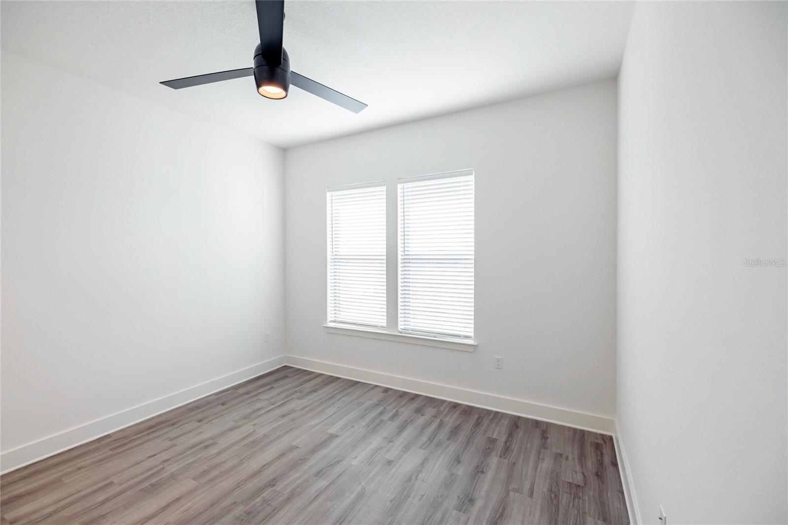 1420 Lakefront Dr #3105 Property Photo 10