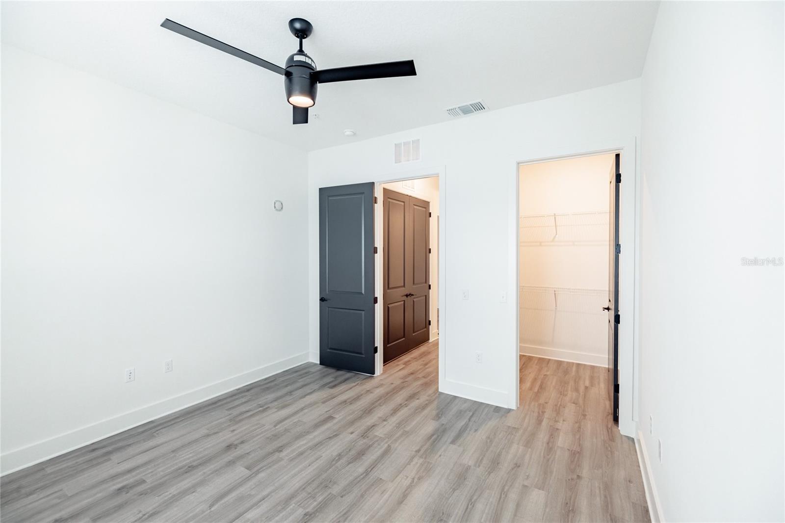 1420 Lakefront Dr #3105 Property Photo 12