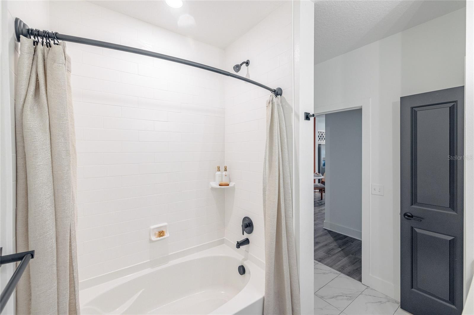 1420 Lakefront Dr #6212 Property Photo 23