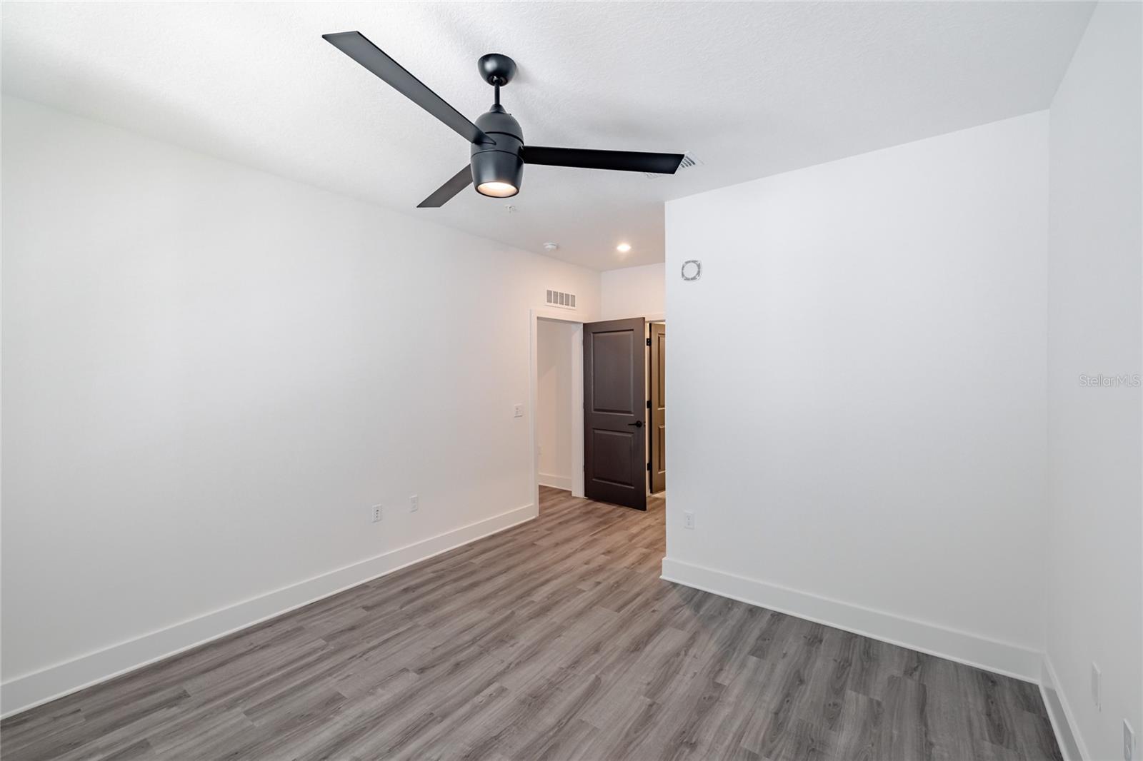 1420 Lakefront Dr #6311 Property Photo 21