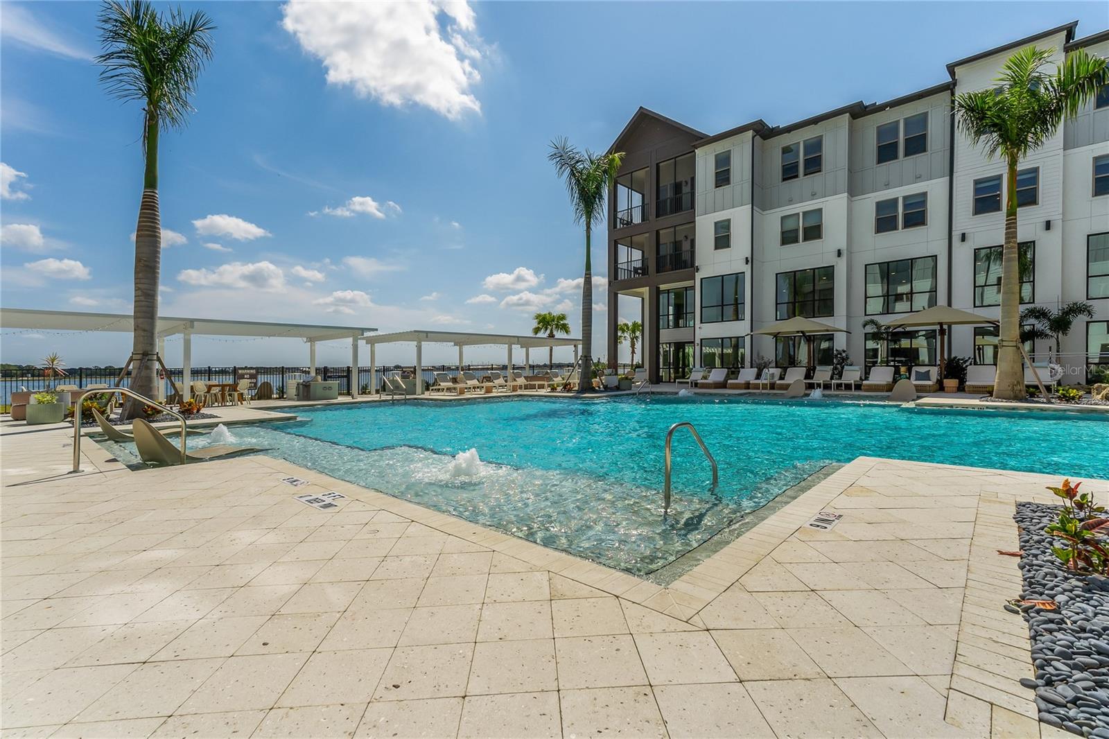 1420 Lakefront Dr #th-108 Property Photo