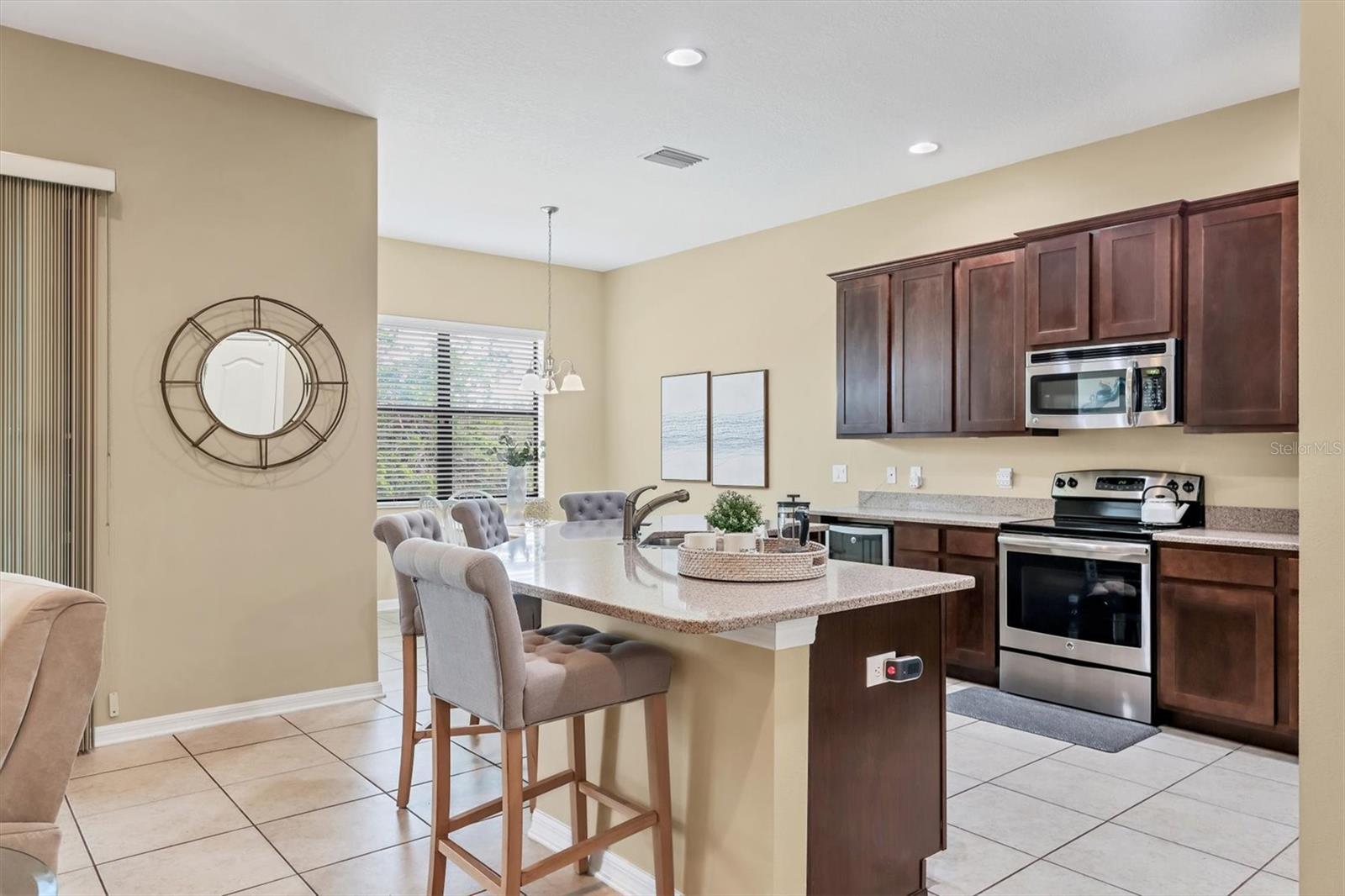 9214 Raes Creek Pl Property Photo 10