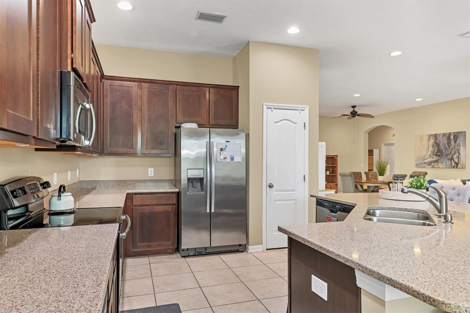 9214 Raes Creek Pl Property Photo 11