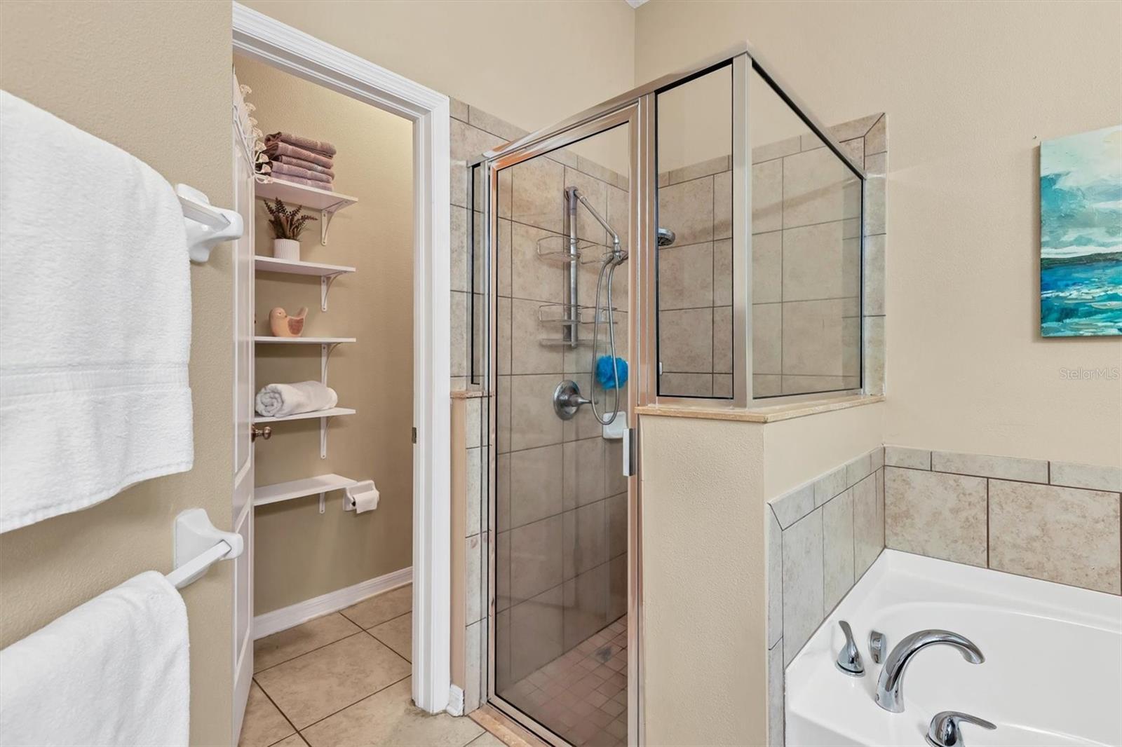 9214 Raes Creek Pl Property Photo 20