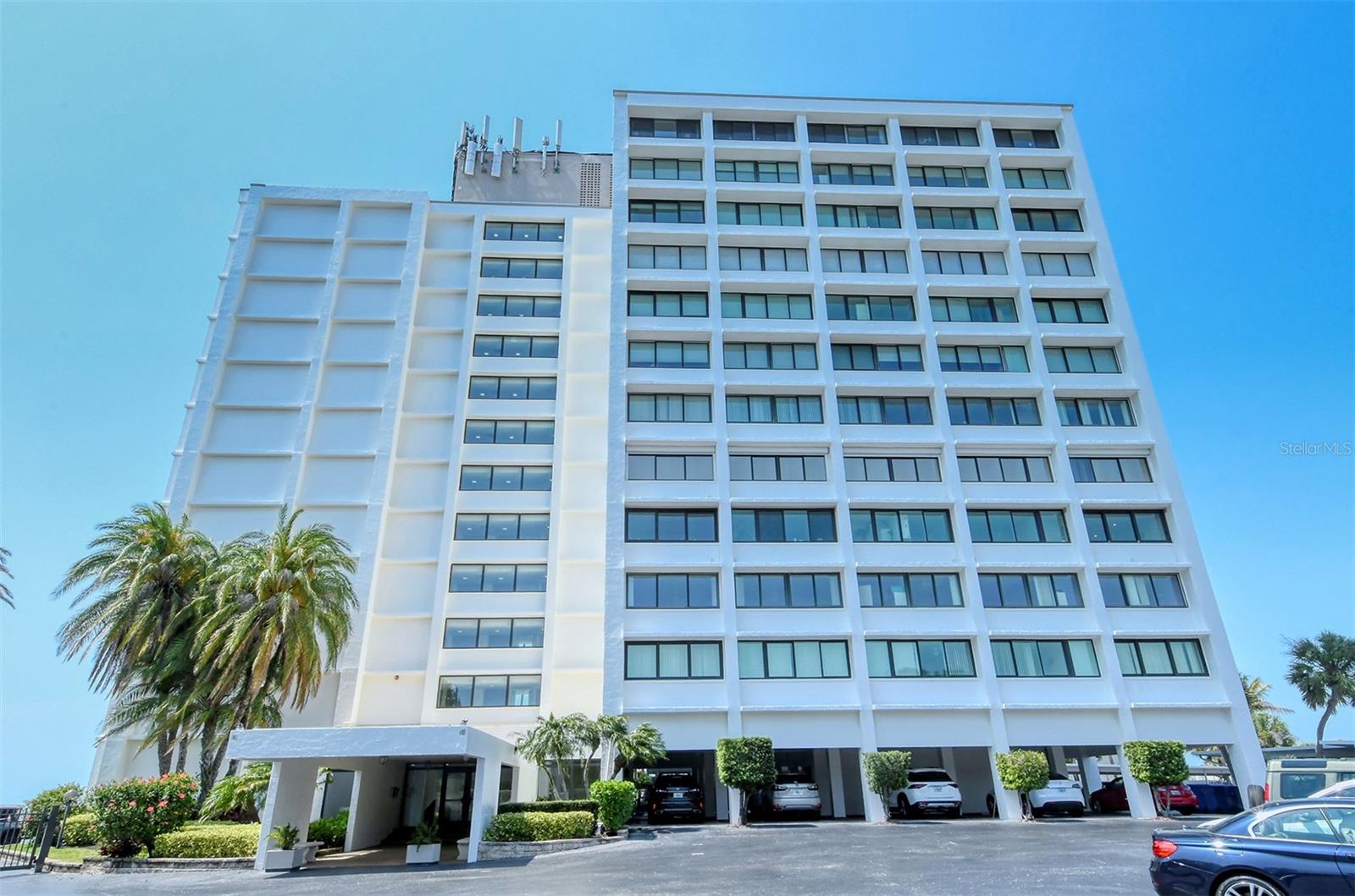 4822 Ocean Blvd #2f Property Photo 1