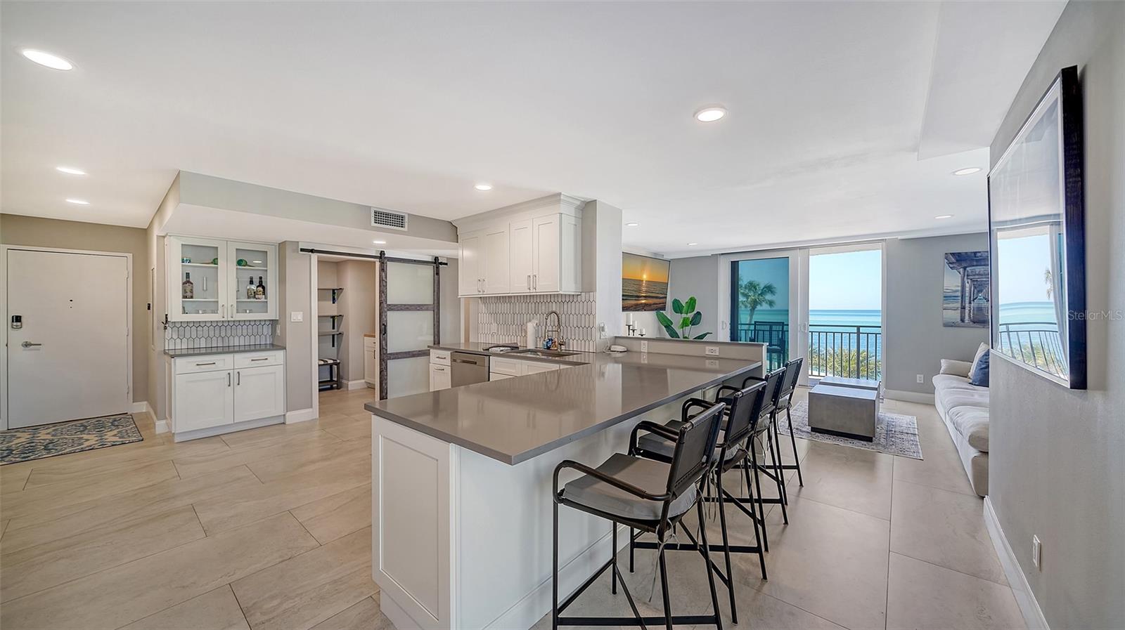 4822 Ocean Blvd #2f Property Photo 11