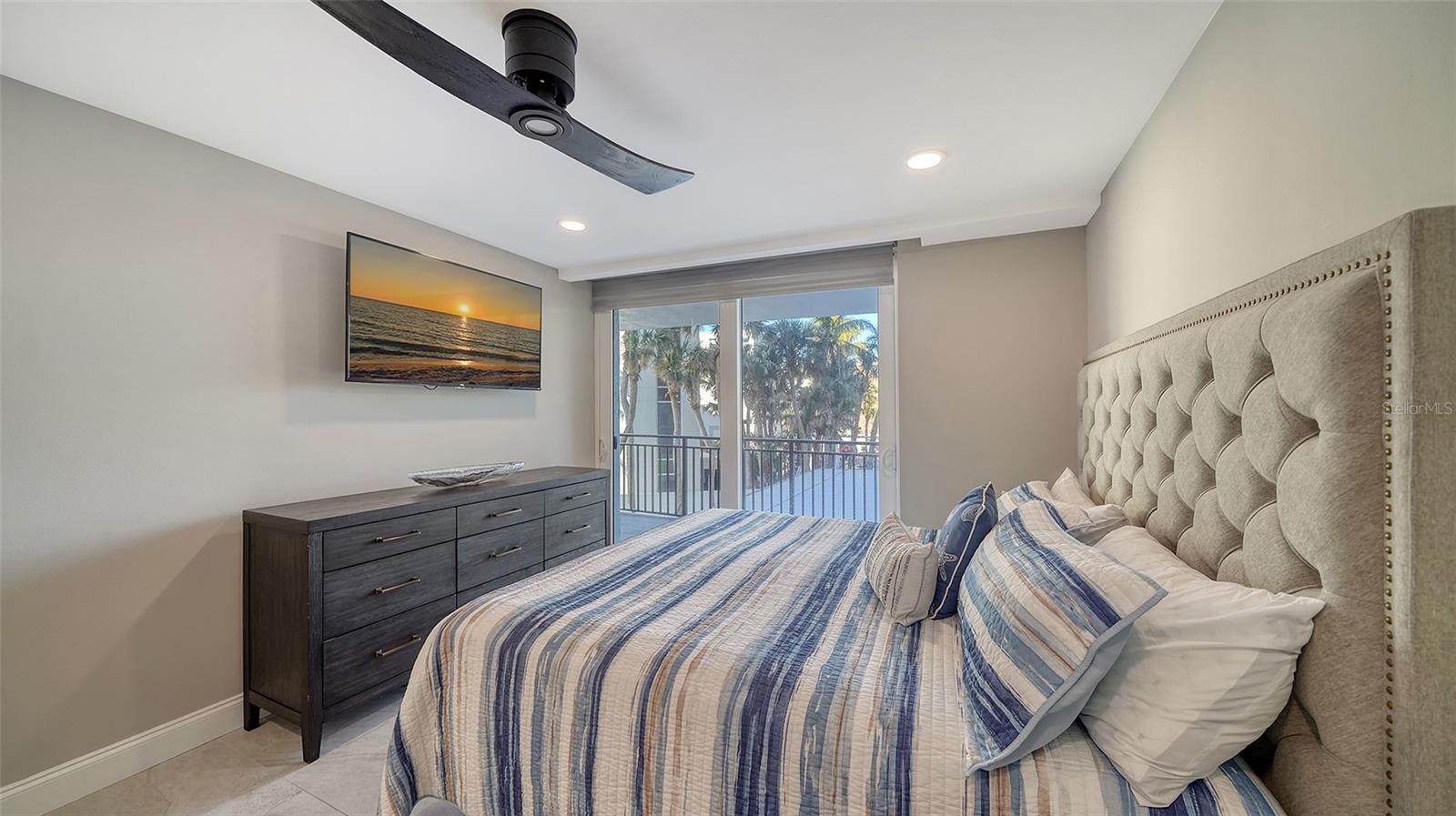 4822 Ocean Blvd #2f Property Photo 35