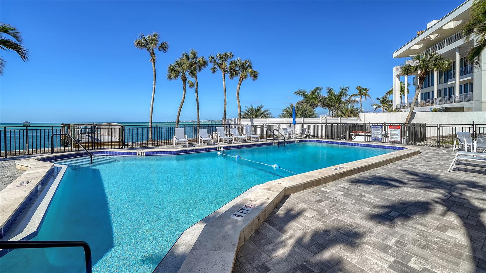 4822 Ocean Blvd #2f Property Photo 50