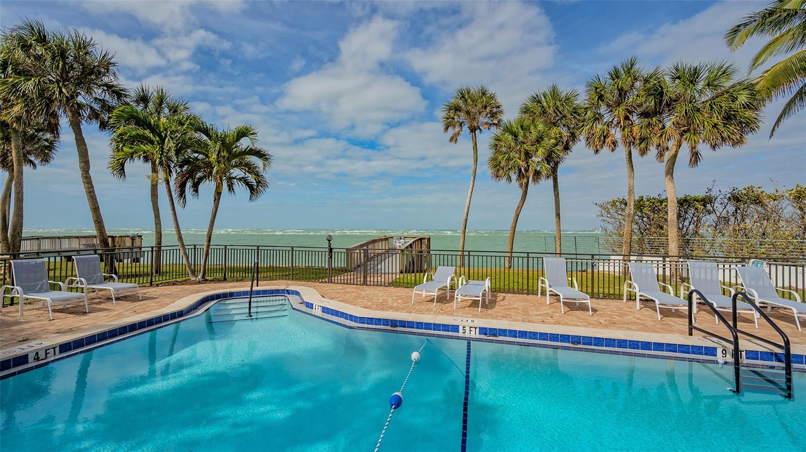 4822 Ocean Blvd #2f Property Photo 54
