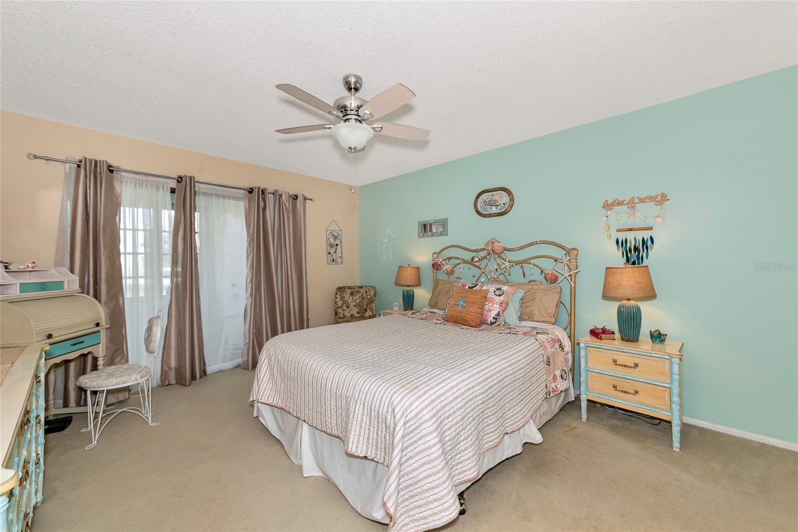 535 Spring Lakes Blvd Property Photo 19