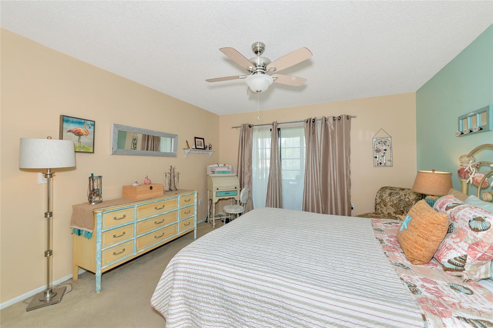 535 Spring Lakes Blvd Property Photo 20