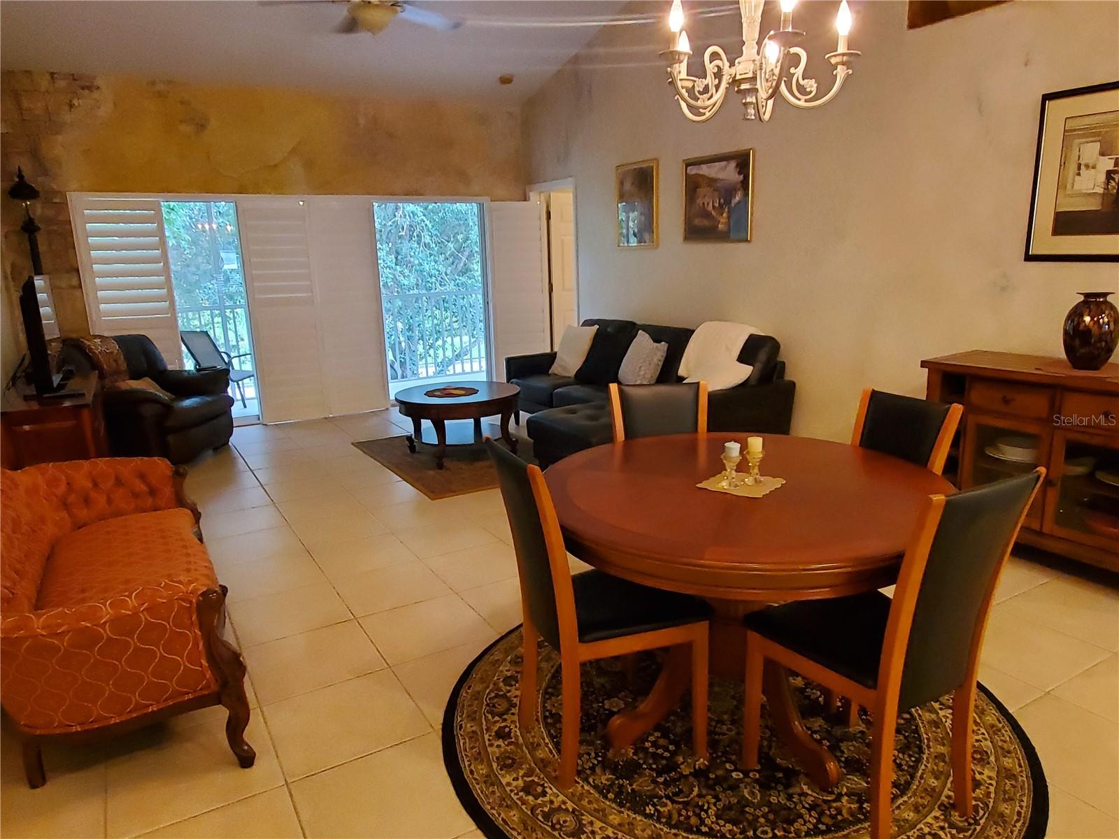 7138 Cedar Hollow Cir Property Photo 8