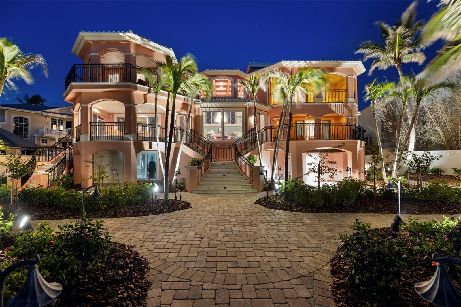 16486/488 Captiva Dr Property Photo 4