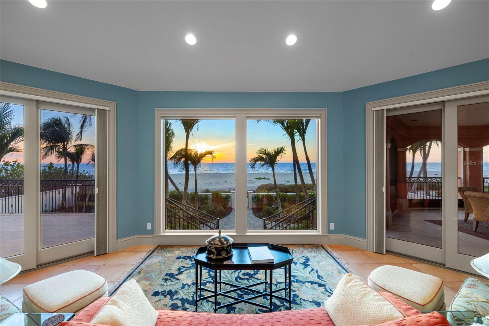 16486/488 Captiva Dr Property Photo 13