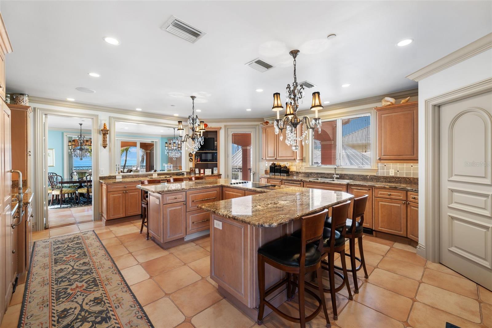 16486/488 Captiva Dr Property Photo 23