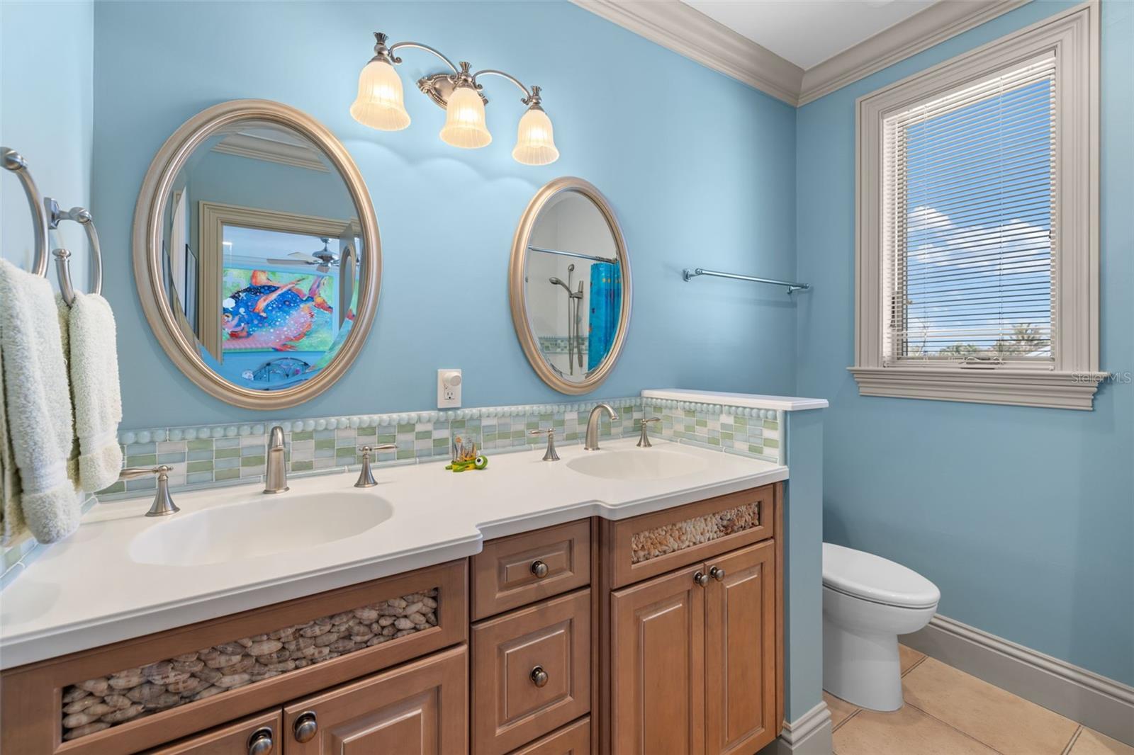 16486/488 Captiva Dr Property Photo 35