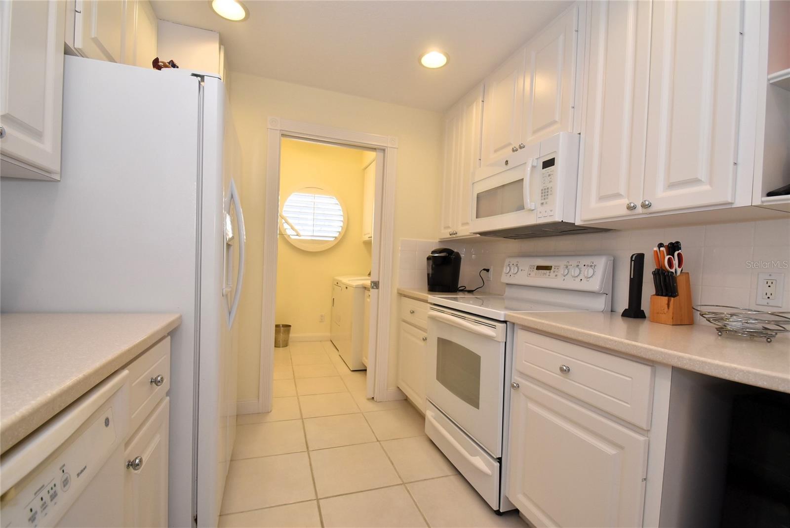 7624 Bergamo Ave #4b Property Photo 12