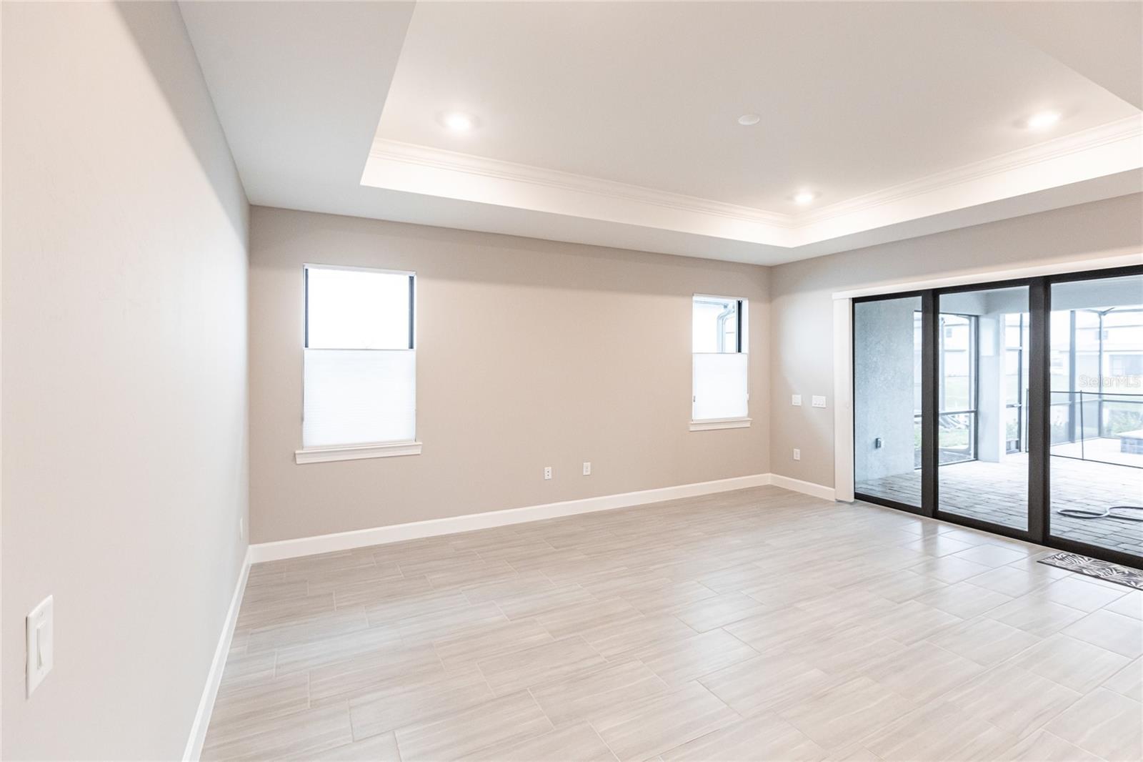 5658 Silverside Pine Ct Property Photo 11