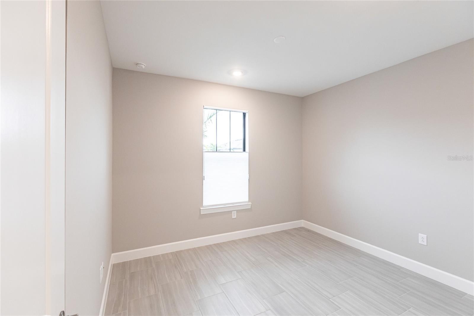 5658 Silverside Pine Ct Property Photo 25