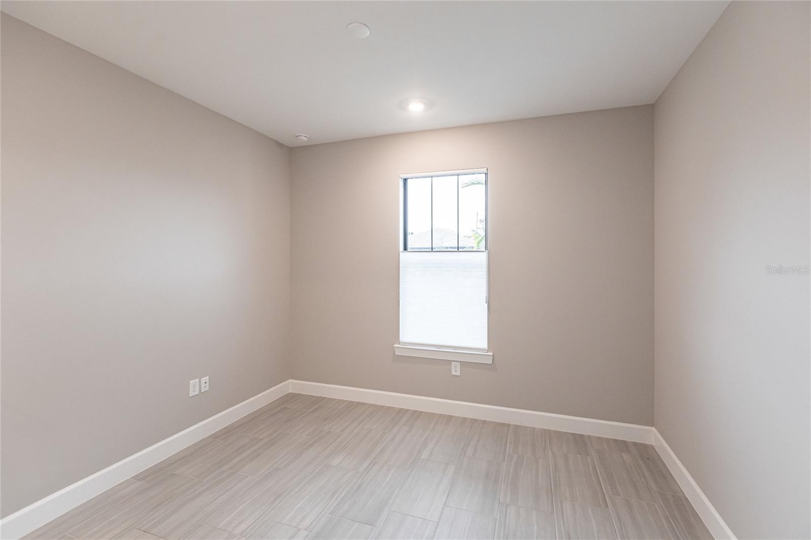 5658 Silverside Pine Ct Property Photo 26