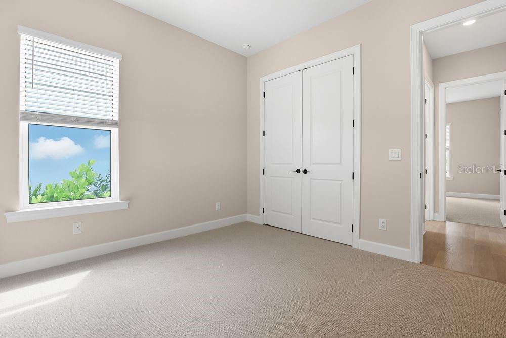 26902 Victoria Pl Property Photo 15