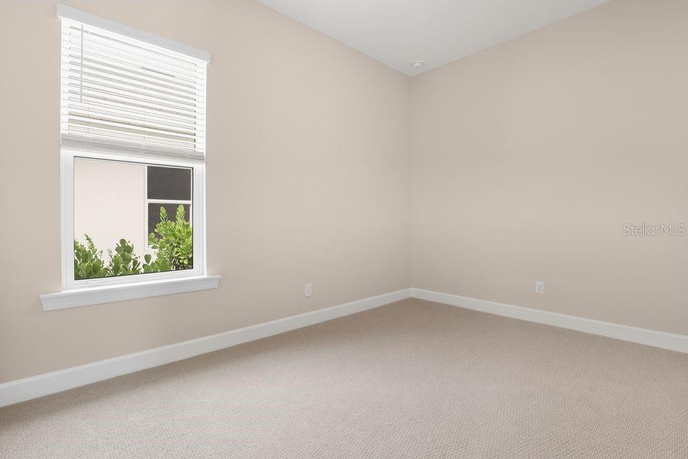 26902 Victoria Pl Property Photo 16