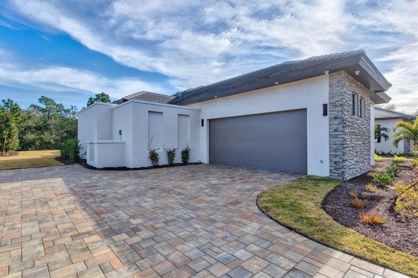 8487 Lindrick Ln Property Photo 81