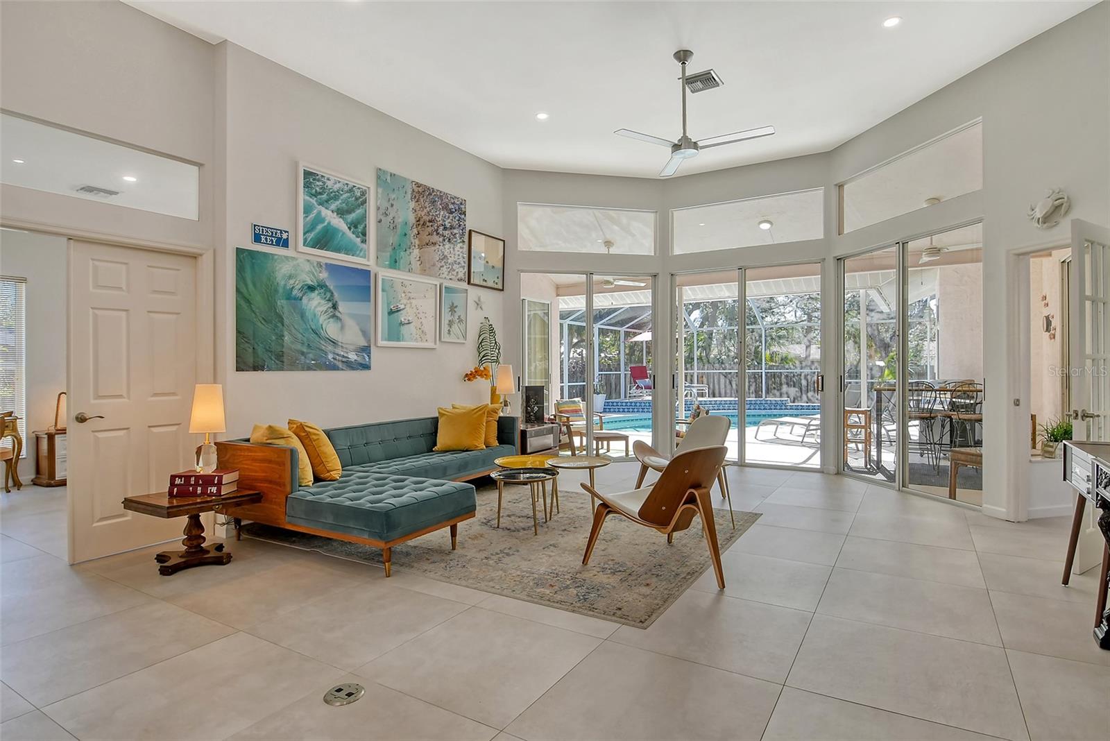 746 Plymouth St Property Photo 10