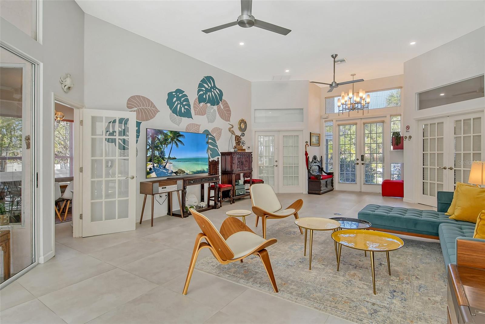 746 Plymouth St Property Photo 14