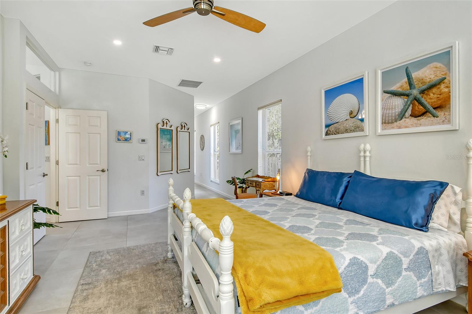 746 Plymouth St Property Photo 23