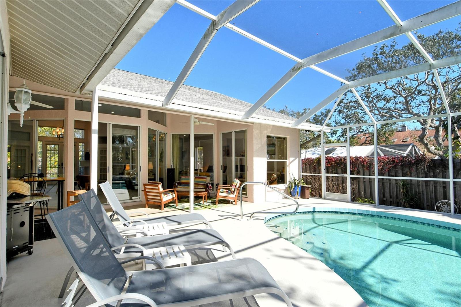 746 Plymouth St Property Photo 54