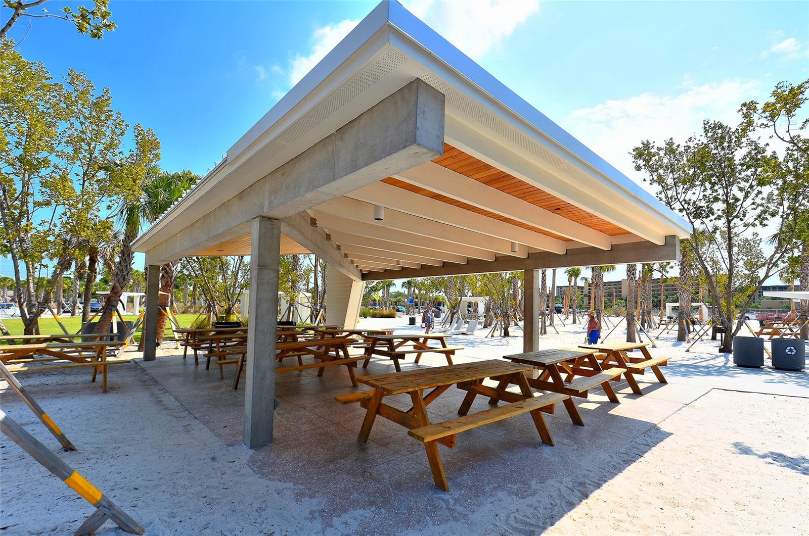 746 Plymouth St Property Photo 64