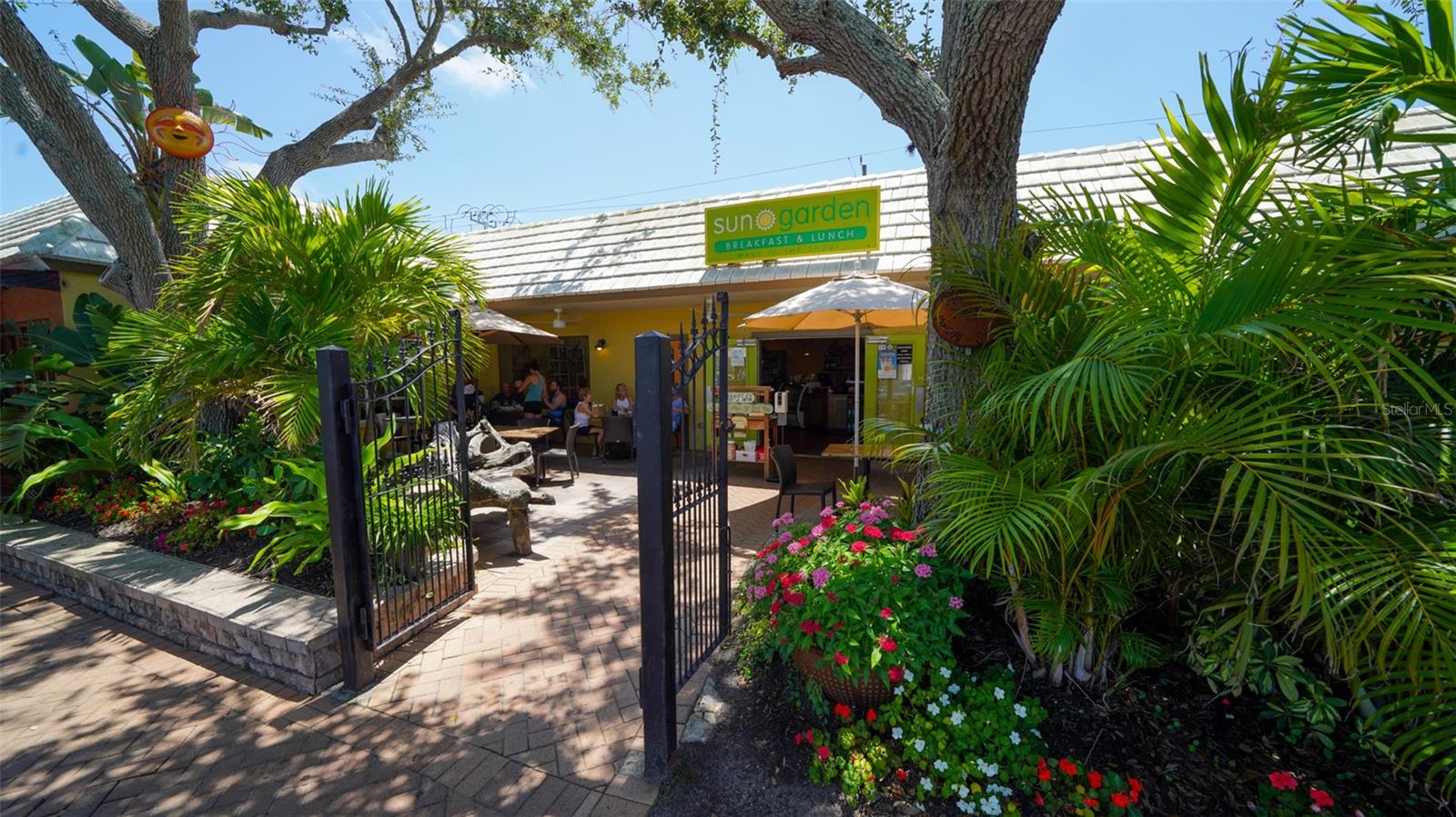 746 Plymouth St Property Photo 76