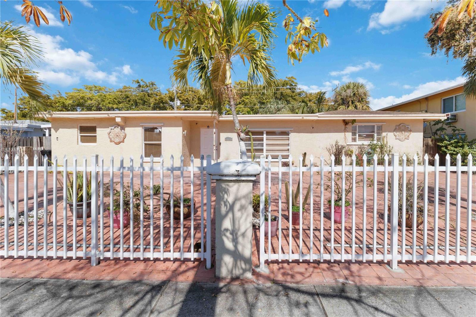 3761 Sw 1st St Property Photo