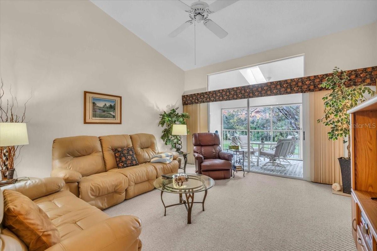 6713 Stone River Rd #206 Property Photo 10