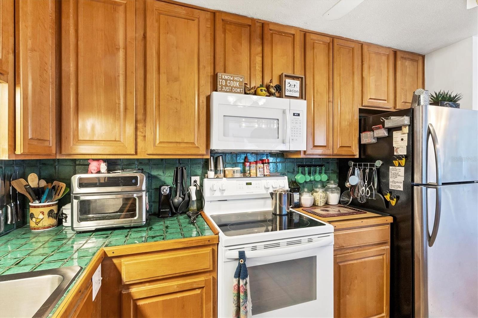 2202 21st St W Property Photo 13