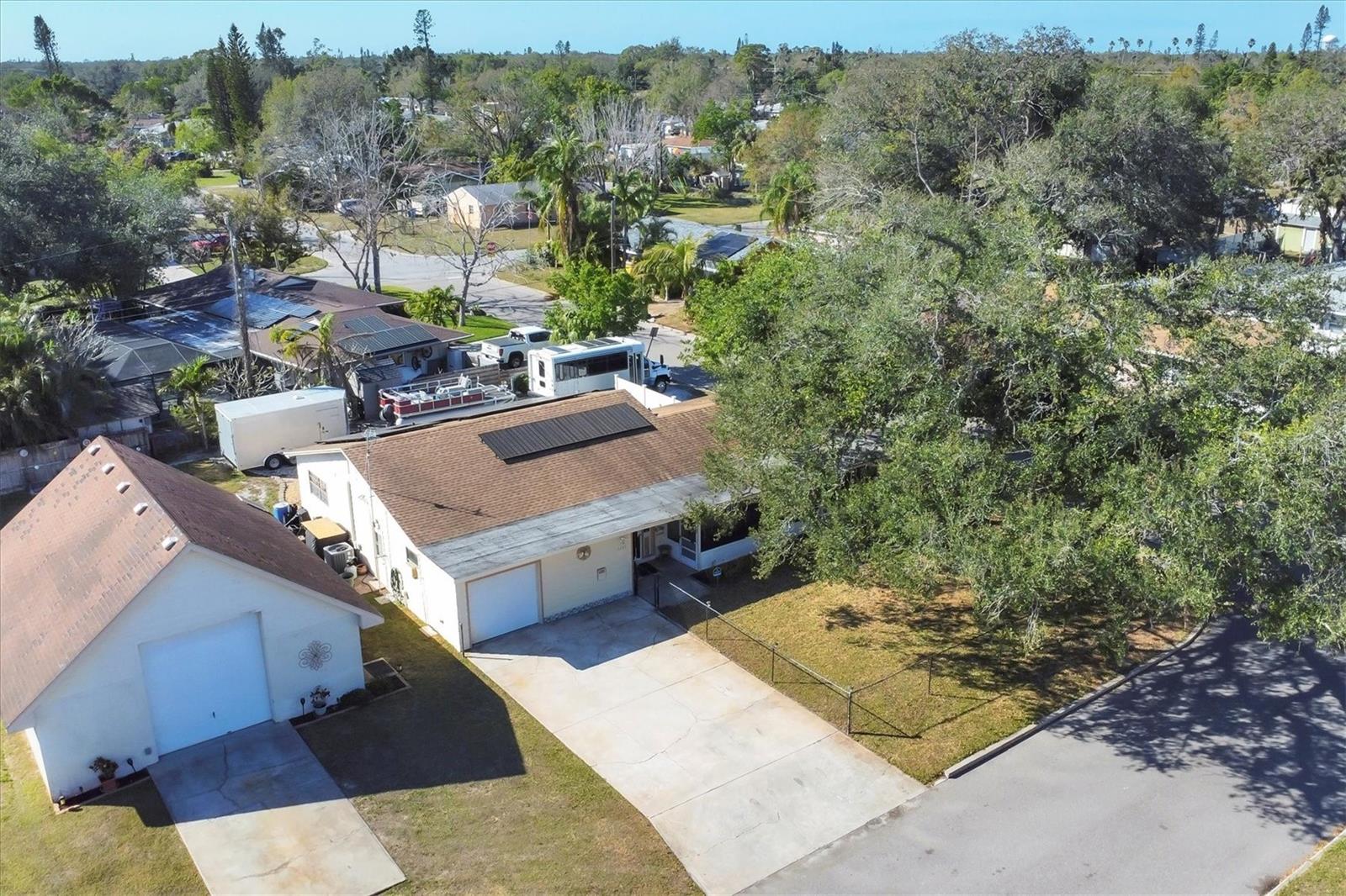 2202 21st St W Property Photo 33