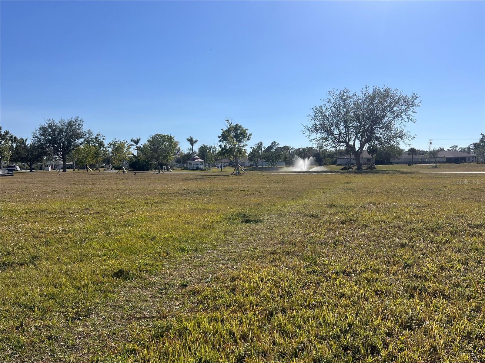 25325 Lychee Ct Property Photo 9