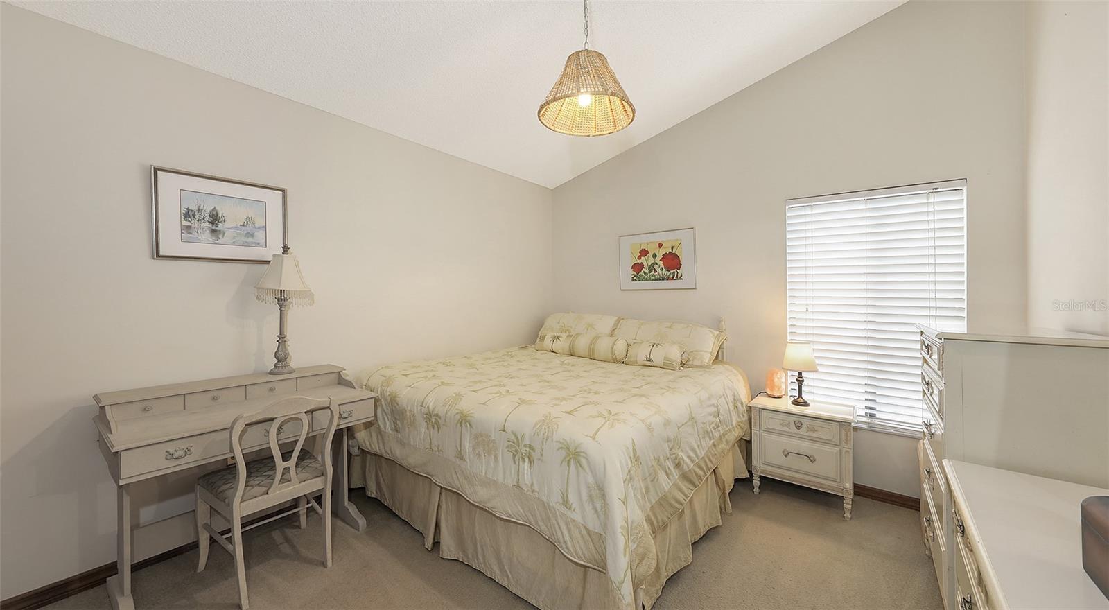 3837 Torrey Pines Blvd Property Photo 15