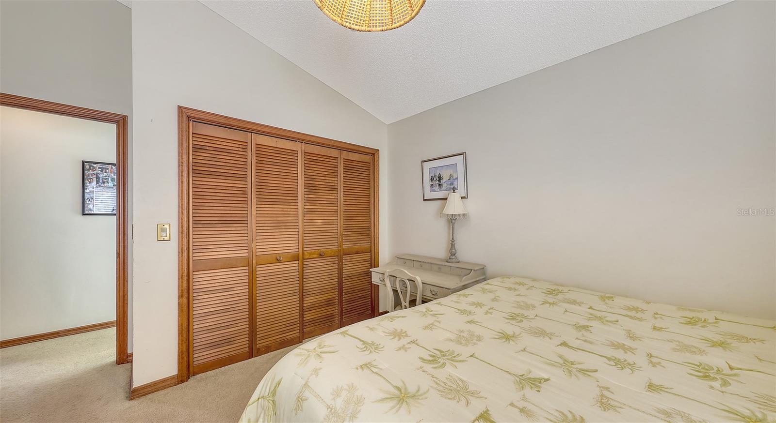 3837 Torrey Pines Blvd Property Photo 17