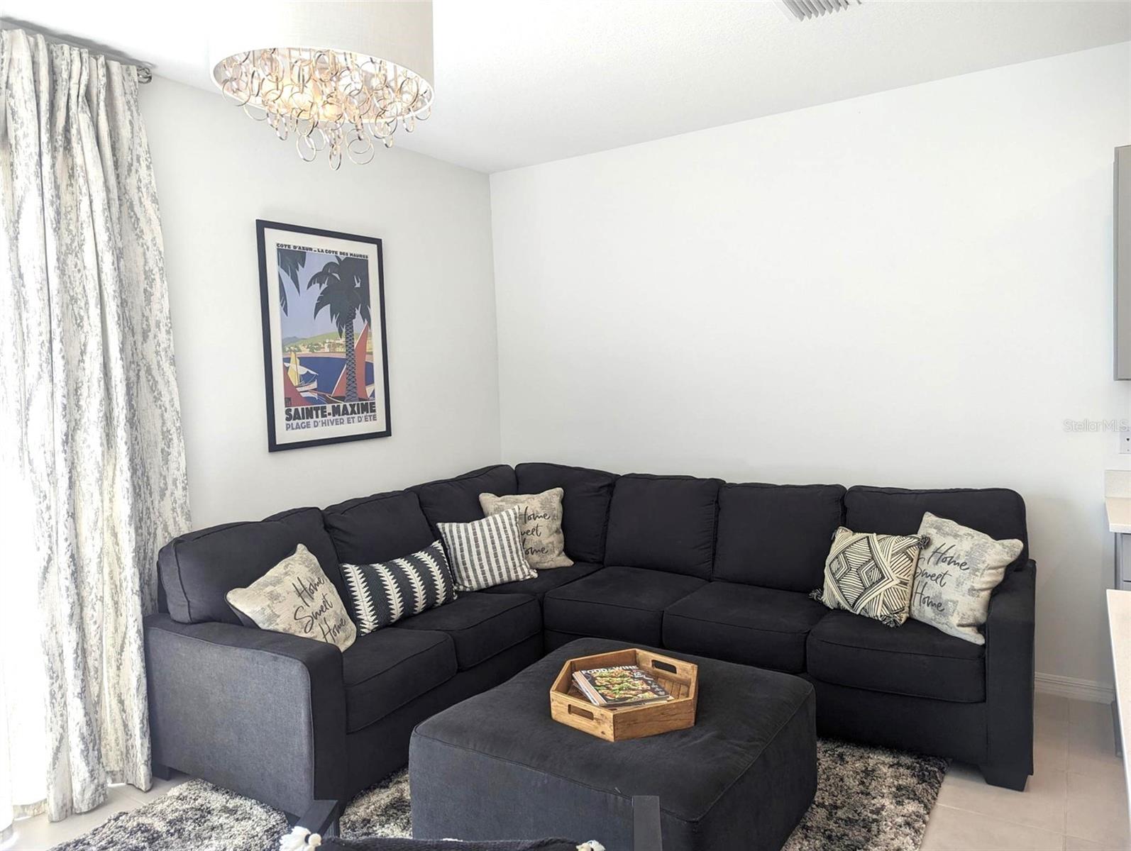 5753 Haven Ter Property Photo 3