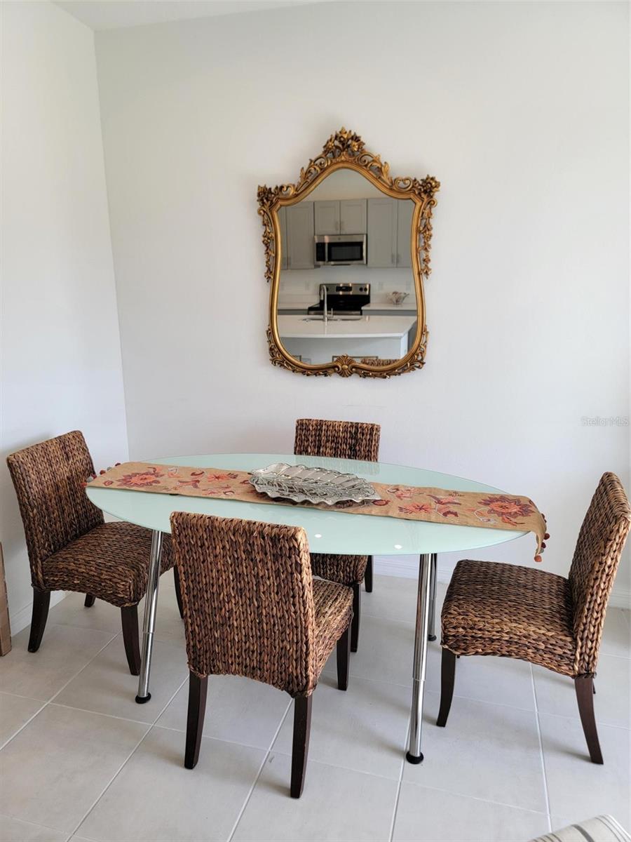 5753 Haven Ter Property Photo 4