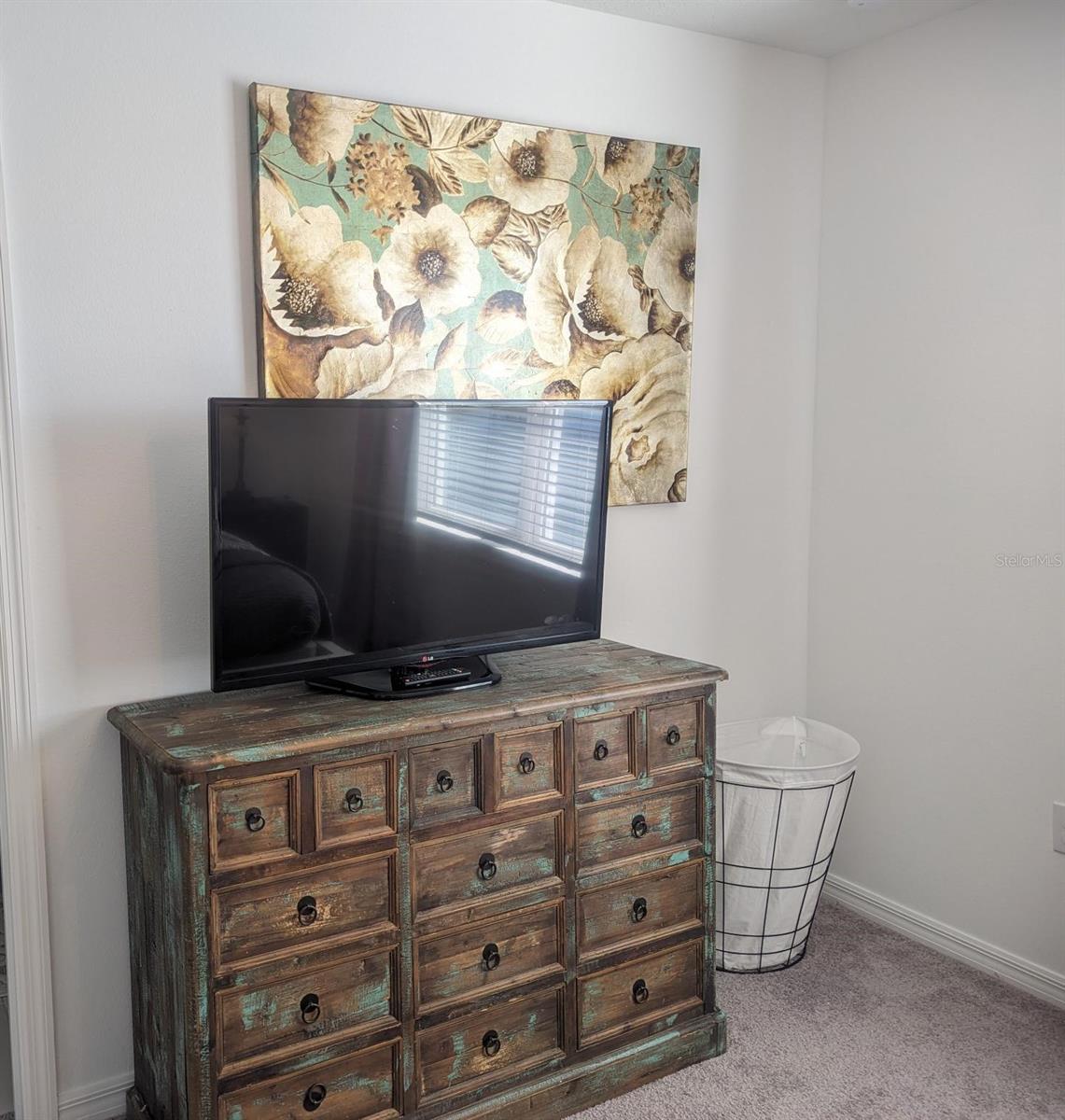 5753 Haven Ter Property Photo 11