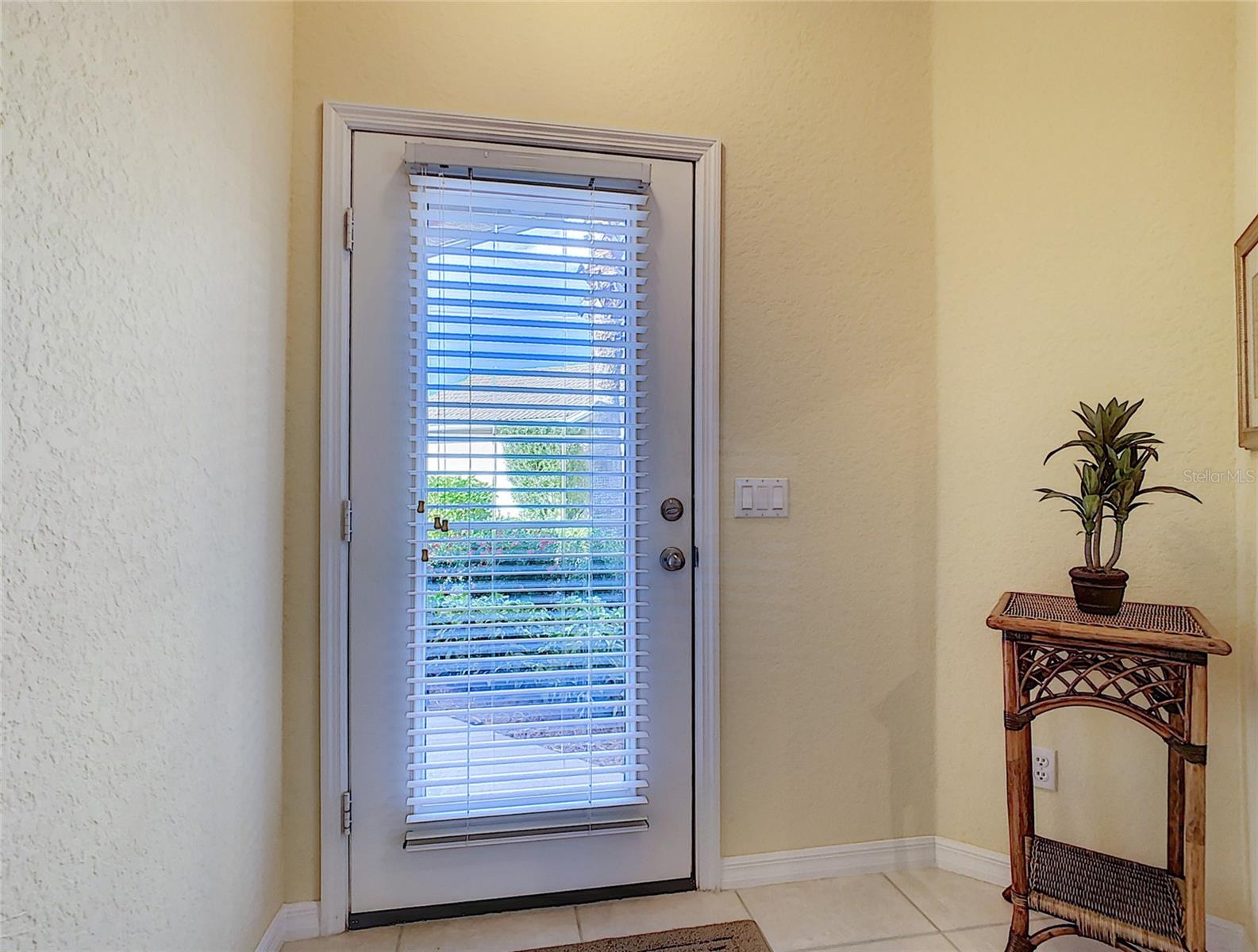 375 Fairway Isles Ln Property Photo 6