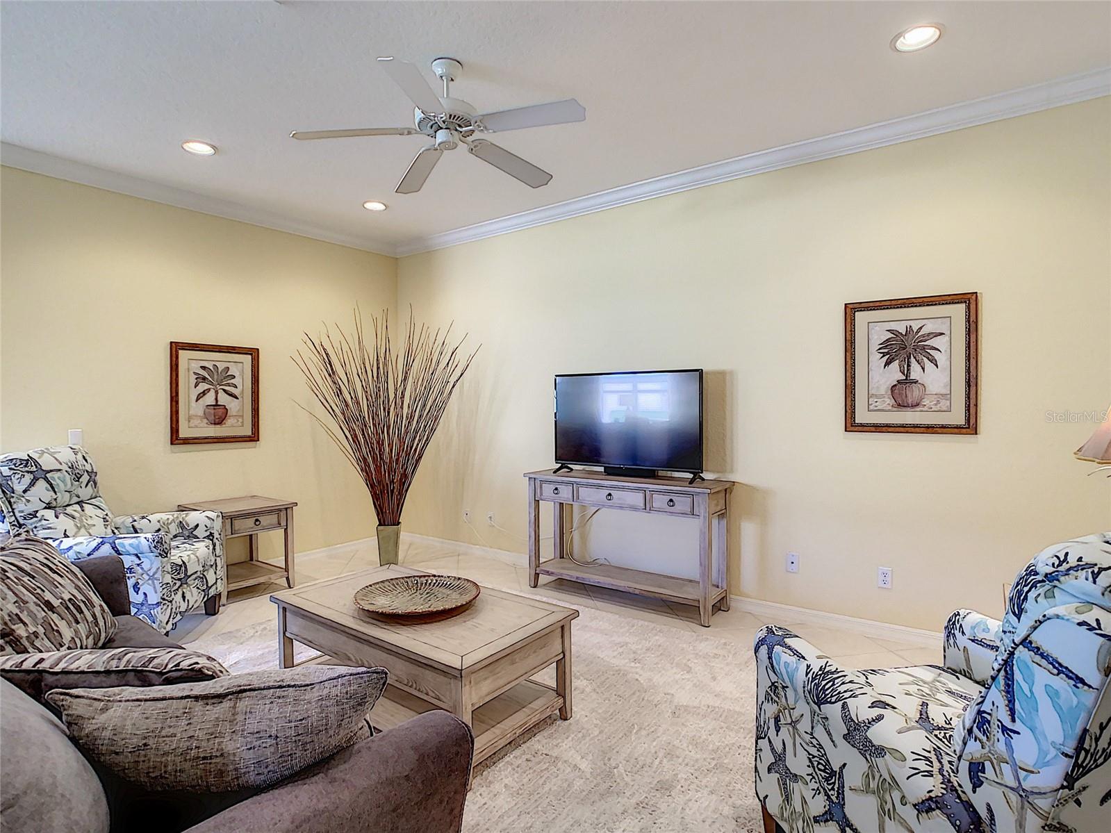 375 Fairway Isles Ln Property Photo 8